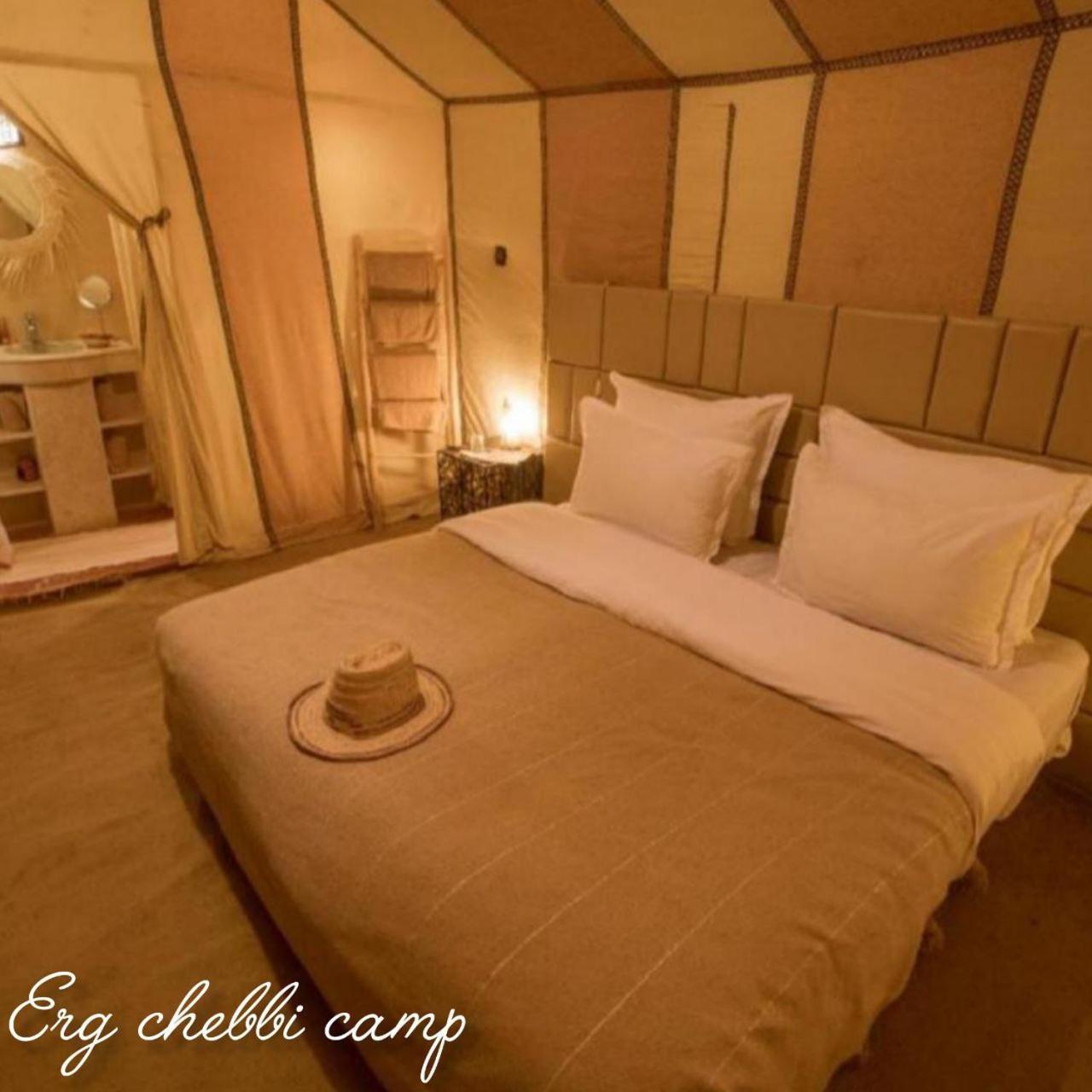 Erg Chebbi Camp Hotel เมอร์ซูกา ภายนอก รูปภาพ